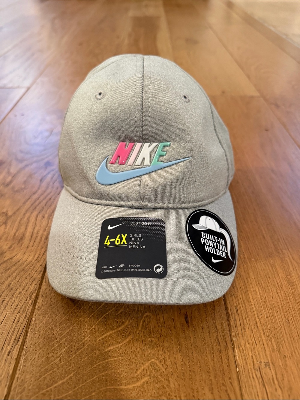 Nike Girls Featherlite Dri-FIT Swoosh Ponytail Holder Cap Ponytail Cap Gray